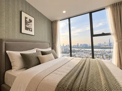 Apartamento de tres dormitorios con vistas — Eco Green Apartment Residence District 7